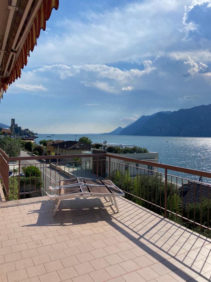 Villa Pifferi Мальчезине Экстерьер фото