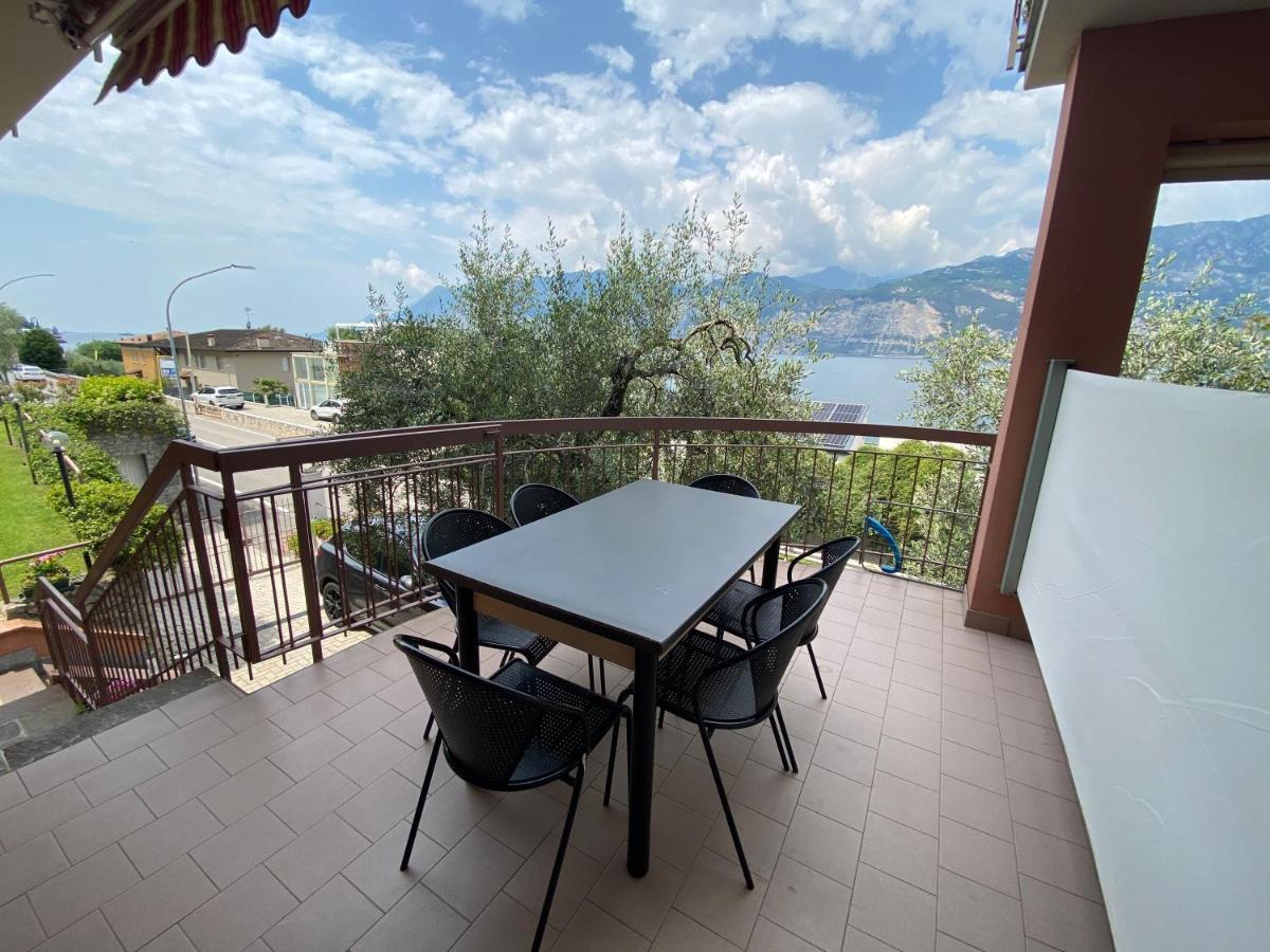 Villa Pifferi Мальчезине Экстерьер фото